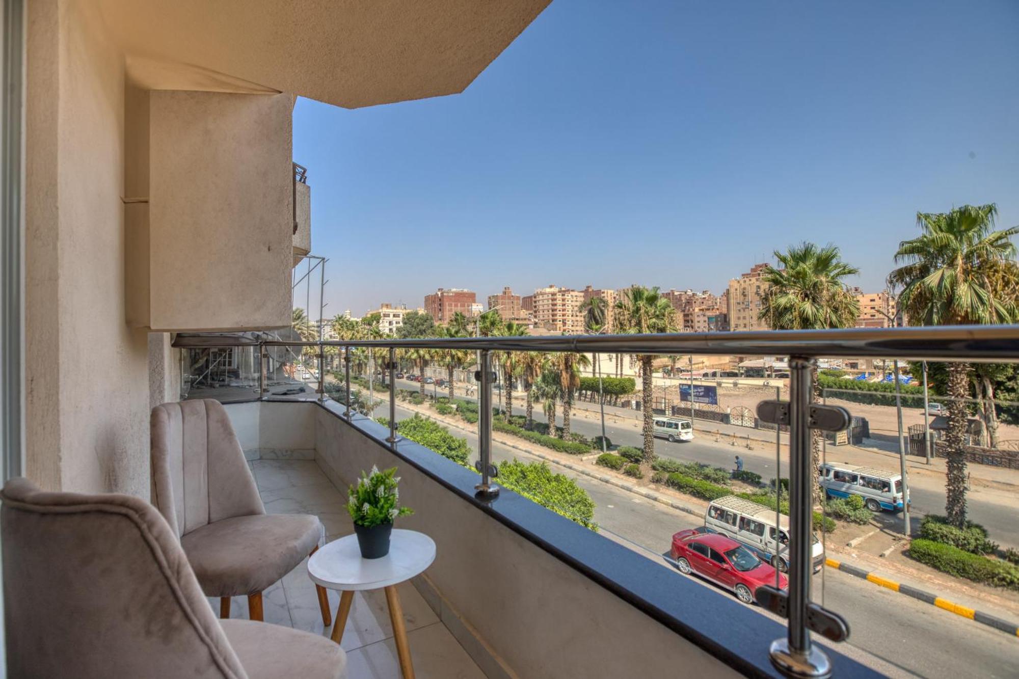 Khattab Pyramids View Hotel Kafret el-Gabal Exteriör bild